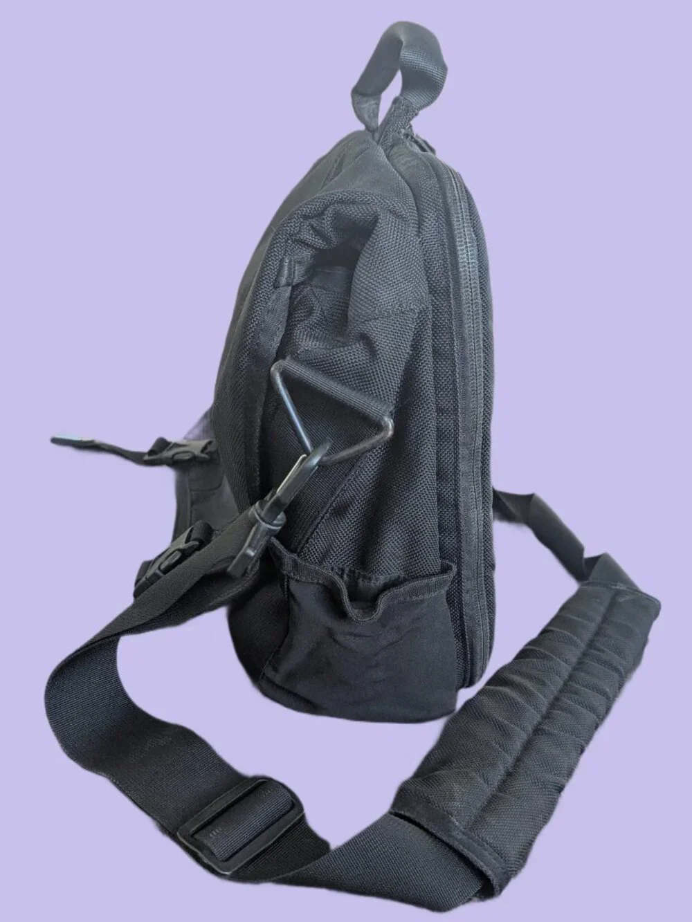 Timbuk2 Nylon Messenger bag with Detachable Shoulder Strap